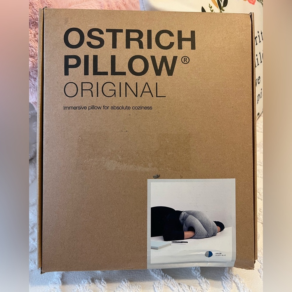 OSTRICHPILLOW (ORIGINAL)